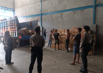 Gudang logistik pemilu dijaga ketat 1 x 24 jam oleh Satgas Preventif OMB Kapuas 2024 Polda Kalbar
