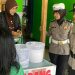 Satgas Preventif OMB Kapuas Polda Kalbar menurunkan Polwan Laksanakan Patroli Humanis Menjelang Pemilu 2024.