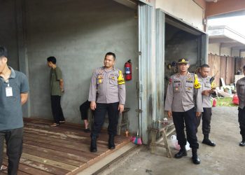 Pastikan Pendistribusian Logistik Aman, Patroli Posek Sintang Kota Laksanakan Pengamanan dan Patroli di Gudang Logistik KPU
