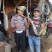 Petugas Satlantas Polres Kediri Mendatangi Penjual Knalpot Brong Pasar Loak Pujasera Pare