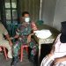 Bantu Warga Kurang Mampu, Anggota Koramil Ponggok Laksanakan Kegiatan Babinsa Masuk Dapur
