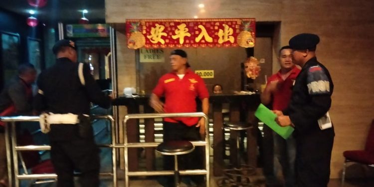 Meminimalisir Pelanggaran Personel Satbrimob Polda Kalbar, Provos Laksnakan Patroli Hiburan Malam