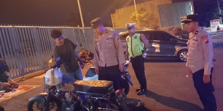 Tindaklanjuti Sambatan Warga di Jumat Curhat Polisi di Gresik Gelar Razia Bali