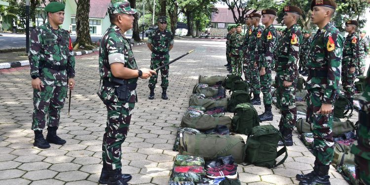 Danmentar Brigjen TNI Dwi Sasongko Terima Laporan Kesiapan Latihan Praktik Jabatan (OJT) Taruna Akmil TP 2023/2024