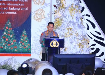 Di Acara Natal Bersama Polri, Kapolri Titip Cooling System ke Tokoh Lintas Agama