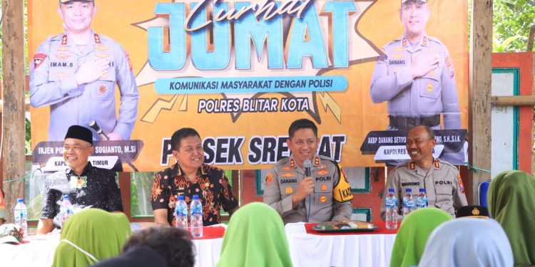 Jumat Curhat Polres Blitar Kota, Warga Curhat Soal Pembuatan SIM