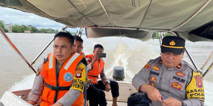 “Patroli dan Monitoring Lokasi Rawan Banjir di Nanga Pinoh & Pinoh Utara: Antisipasi Terbaik Untuk Keselamatan Masyarakat”