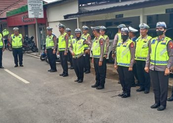 Satgas Kamseltibcar Lantas OMB Kapuas 2024 rutin Laksanakan Pengaturan Arus Lalin di Sektaran Kantor KPU dan Bawaslu
