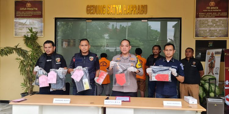Polsek Kembangan Jakarta Barat menetapkan satu tersangka dalam kasus pembegalan sepeda motor di wilayah Kembangan.