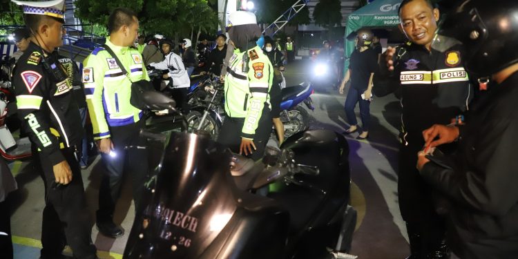 Tindak Tegas Pengguna Knalpot Brong, Polres Kediri Kota Amankan Puluhan Kendaraan