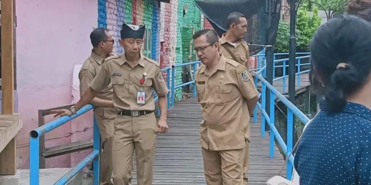 Panggung Diatas Sungai, Begini Penjelasan Kepala DPU Pengairan Banyuwangi