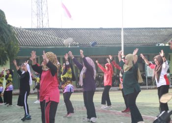 Persit Kodim 0426 Tulang Bawang Melaksanakan Senam Dan Voli Meningkatkan Ketahanan Tubuh