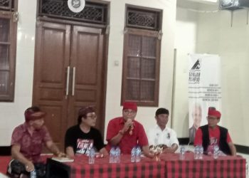 Sukanada Caleg PDI-P Kompak Didukung Warga Banjar Sinjuana Tengah Dan Siap Menangkan Ganjar -;Mahfud