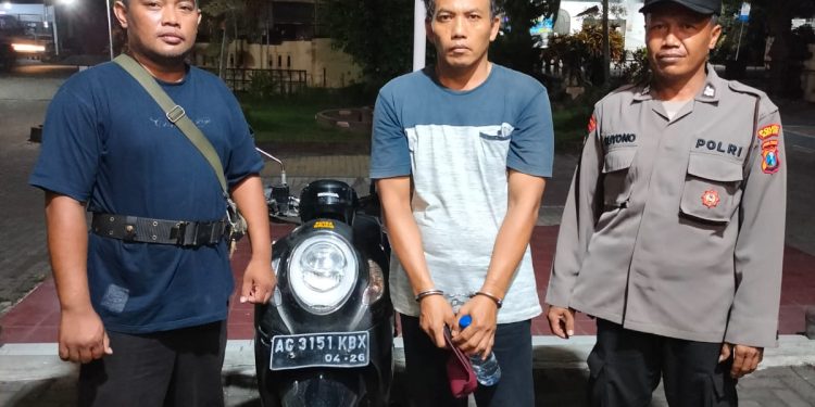 Curi Motor Milik Teman Anaknya Alasan Kepepet Bayar Hutang, Pelaku ditangkap Polsek Srengat
