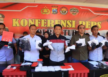 Polres Tuban Berhasil Amankan Jaringan Pengedar Narkoba Lintas Provinsi 20.200 Butir Carnophen Disita