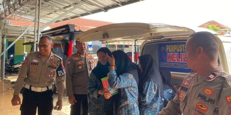 Inisiasi Perpustakaan Keliling, Kapolres Tulang Bawang Paparkan Manfaatnya