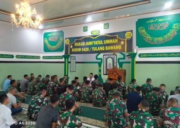 Wujud Keimanan Dan Ketaqwaaan, Kodim 0426 Tuba Sholat Jum’at Berjamaah Di Lanjutkan Do’a Bersama