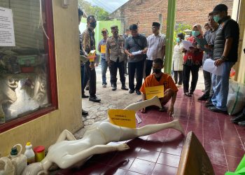 Polres Blitar Kota Gelar Rekonstruksi Pembunuhan 2 Wanita di Shelter Anjing, Tersangka Perankan 20 Adegan