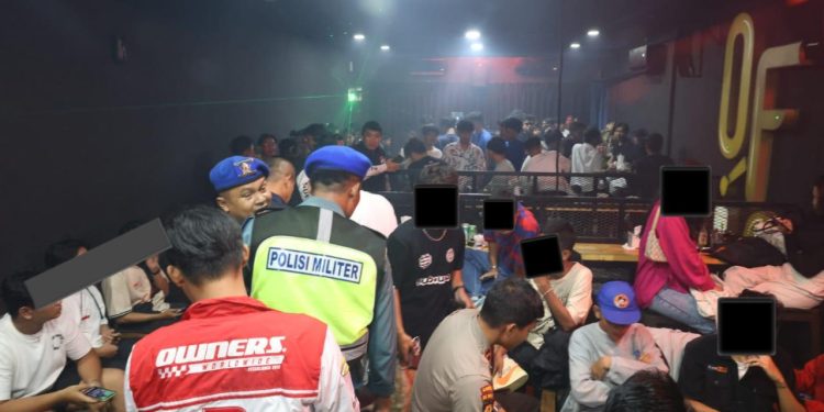 POLDA KEPRI BERSAMA INSTANSI TERKAIT BERHASIL AMANKAN MINUMAN BERALKOHOL ILEGAL