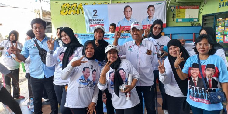 Tidak Terlena Hasil Survei, Gelaran Joget Gemoy Prasatya Terus Digandrungi Emak-emak dan Milenial