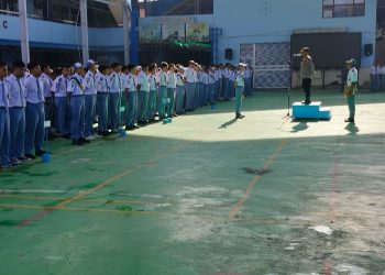 Pesan Penting Saat Kapolsek Mojoroto Menjadi Pembina Upacara di SMK PGRI 1 Kediri
