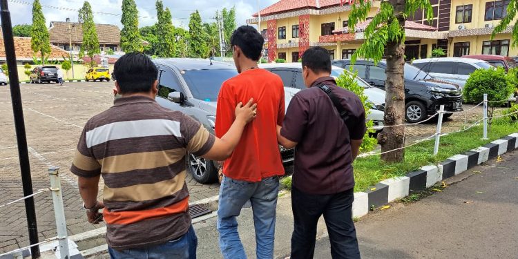 Polres Situbondo Ungkap Narkoba, Tersangka Pengedar dan Ratusan Pil Trex Berhasil Diamankan