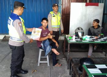 Satgas Preemtif OMB Agung 2024, tahap Kampanye Terbuka,Giat Pembagian Brosur & himbauan Kamtibmas di Wilkum Polres Tabanan
