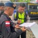 Tim Satgas Jibom Satbrimob Polda Kalbar Sterilisasi Lokasi Kegiatan Capres Nomor Urut 2