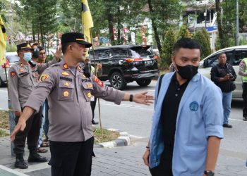 Satgas OMB Kapuas Polda Kalbar Lakukan Pengamanan Aksi Damai Aliansi Mahasiswa Sekalbar