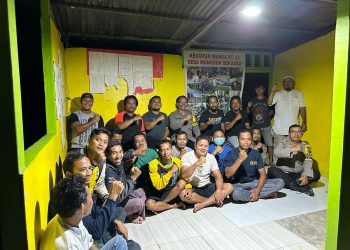 Momen Kebersamaan Mewarnai Kunjungan Kapolres Sekadau ke Pos Satkamling Desa Mungguk
