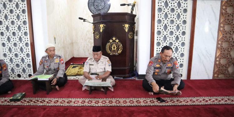 Menuju Pemilu 2024 Aman dan Damai, Polres Bangkalan Gelar Khotmil Qur’an