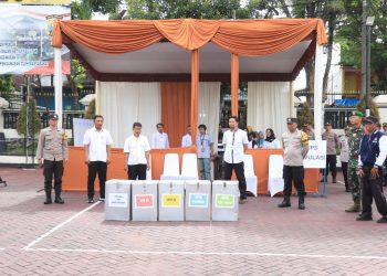 Pastikan Kesiapan Personel, Polres Malang Gelar Simulasi Pengamanan TPS Pemilu 2024