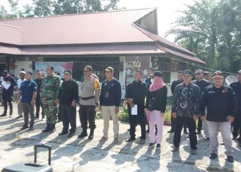 434 Orang KPPS Kecamatan Kuala Behe DiLantik, Kapolsek Kuala Behe Pesankan Jaga Netralitas