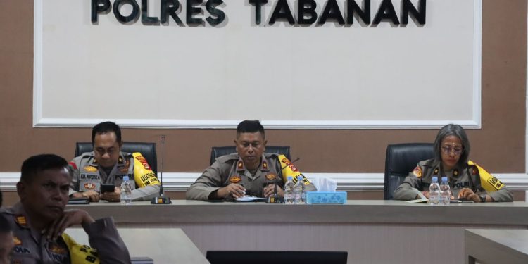 Polres Tabanan Ikuti  Sosialisasi Teknis Panduan Program Beyond Trust Presisi TW I Tahun 2024 Secara Daring