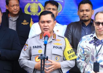 Kabaharkam Polri Lepas 111 Personel Amankan TPS Luar Negeri: Jalankan Tugas dengan Baik