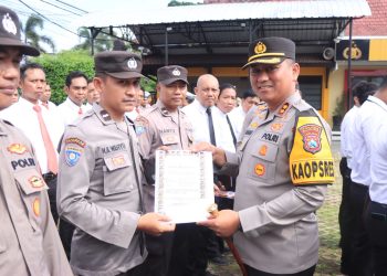 63 Anggota Terima Penghargaan dari Kapolres Blitar Kota, Berprestasi Ungkap Kasus Hingga Kinerja Cemerlang