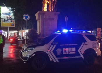 PATROLI MALAM SAT LANTAS POLRES KEDIRI TEKAN PELANGGARAN LALU LINTAS DAN HARKANTIBMAS
