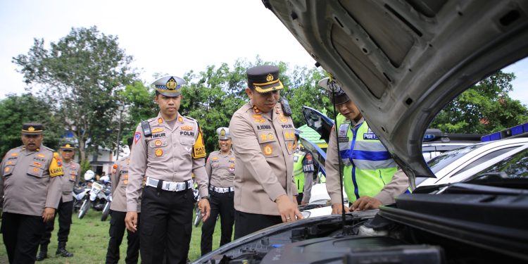 Kapolres Ngawi Cek Kendaraan Dinas, Pastikan Siap Amankan Pemilu 2024