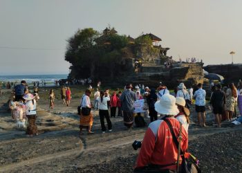 Kunjungan Wisatawan Mencapai 154.360 Di DTW Tanah Lot