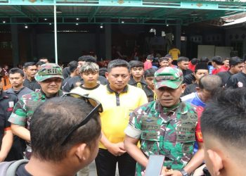 Dandim 0808/Blitar, Ikuti Kegiatan Bulan Bakti TNI – Polri TA.2024 di Pondok Pesantren Bustanul Mutaalimin As Salafi Dawuhan