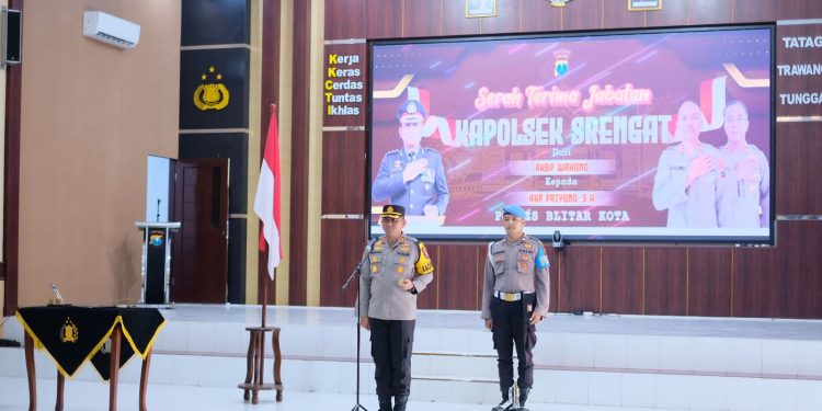 Pimpin Upacara Sertijab Kapolsek Srengat, Ini Kata Kapolres Blitar Kota