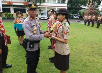 Kasat Binmas Sampaikan Amanat Kapolres Saat Sertijab Pengurus Dewan Saka Bhayangkara Cabang Tabanan