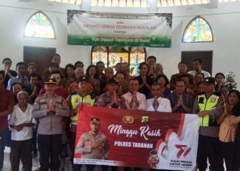 Kasat Binmas Laksanakan Kegiatan pengamanan ibadah Minggu Kasih di Gereja wilkum Kediri