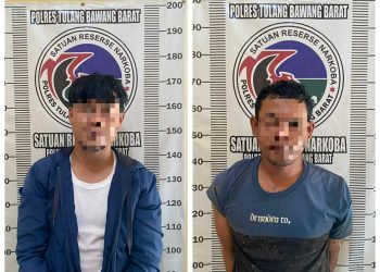 Polisi tangkap 2 Pemuda terduga pemakai sabu di tiyuh Mekar Asri Tulang Bawang Barat.