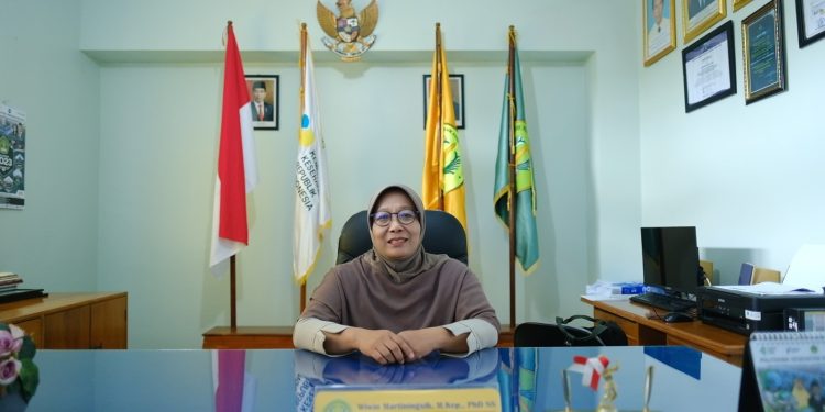 Menjelang Pemilu 2024, Kaprodi Dan Mahasiswa Poltekkes Kemenkes Malang Kampus 3 Blitar Gelar Deklarasi Pemilu Damai