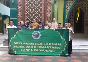 Jajaran Rektorat dan Civitas Akademika Universitas Islam Tribakti Deklarasikan Pemilu Damai