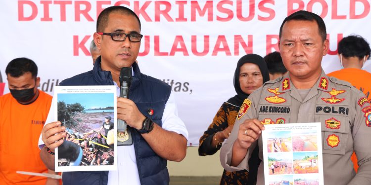 DITRESKRIMSUS POLDA KEPRI BERHASIL AMANKAN 2 ORANG TERSANGKA KASUS TINDAK PIDANA PENAMBANGAN PASIR ILEGAL