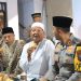 Ngopi Bareng Setelah Sholat Subuh Berjamaah, Inilah Cara AKBP Bramastyo Dekat Dengan Masyarakat