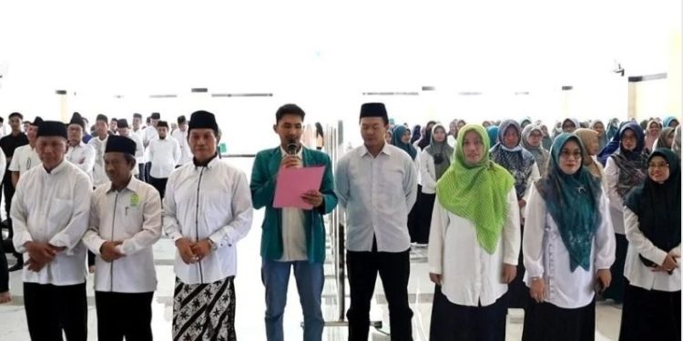 Keluarga Besar IAIN Ponorogo Gelar Doa Bersama Deklarasikan Pemilu Damai 2024 Tolak Provokasi