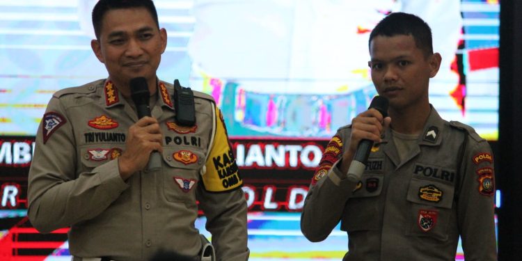 KOMITMEN POLDA KEPRI DALAM MENINGKATKAN KESELAMATAN BERLALU LINTAS MELALUI PELATIHAN UNTUK PERSONEL DITSAMAPTA